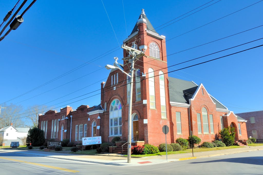 NORTH CAROLINA: ELIZABETH CITY: Blackwell Memorial Baptist Church, 700 North Road Street (U.S. Route 17), Элизабет-Сити