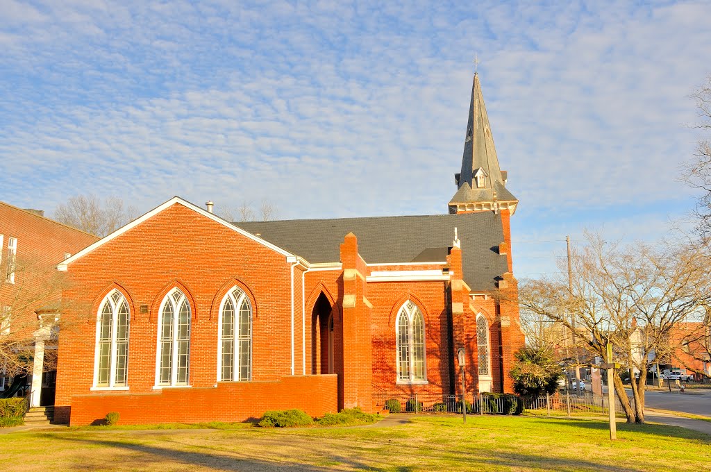 NORTH CAROLINA: ELIZABETH CITY: The First Baptist Church, 300 West Main Street western aspect, Элизабет-Сити