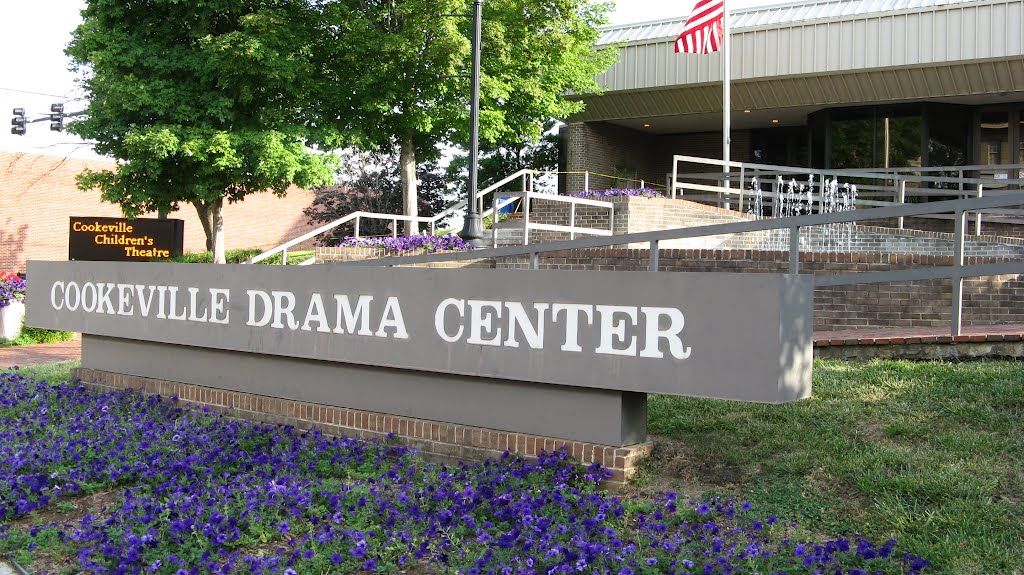 Drama Center, Cookeville, TN, Алгуд