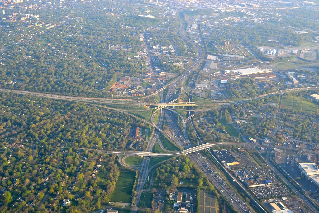 Junction of I-440 and I-65 in Nashville, Берри Хилл