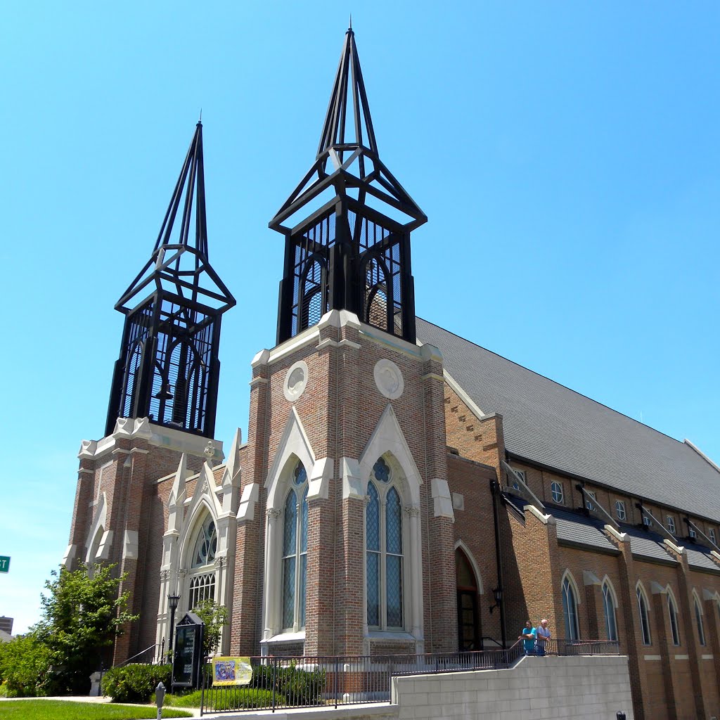 New Church - Madison St - Clarksville TN, Кларксвилл