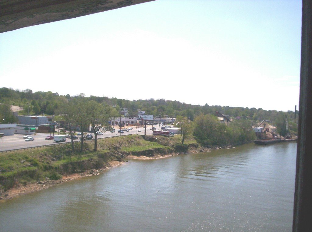 View of Riverside Dr., Кларксвилл