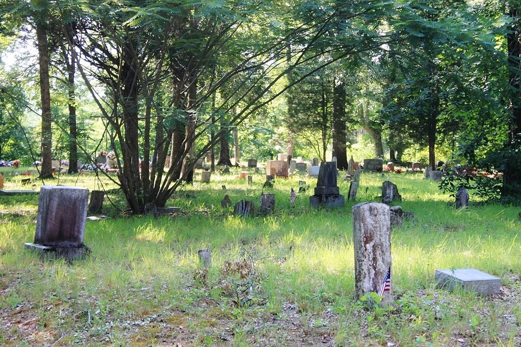 Mt Zion Cemetery, Лоретто