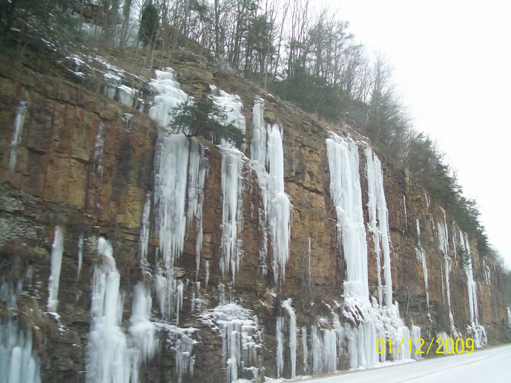 Icy Cliffs, Chattanooga, Tn, Лукоут Моунтаин