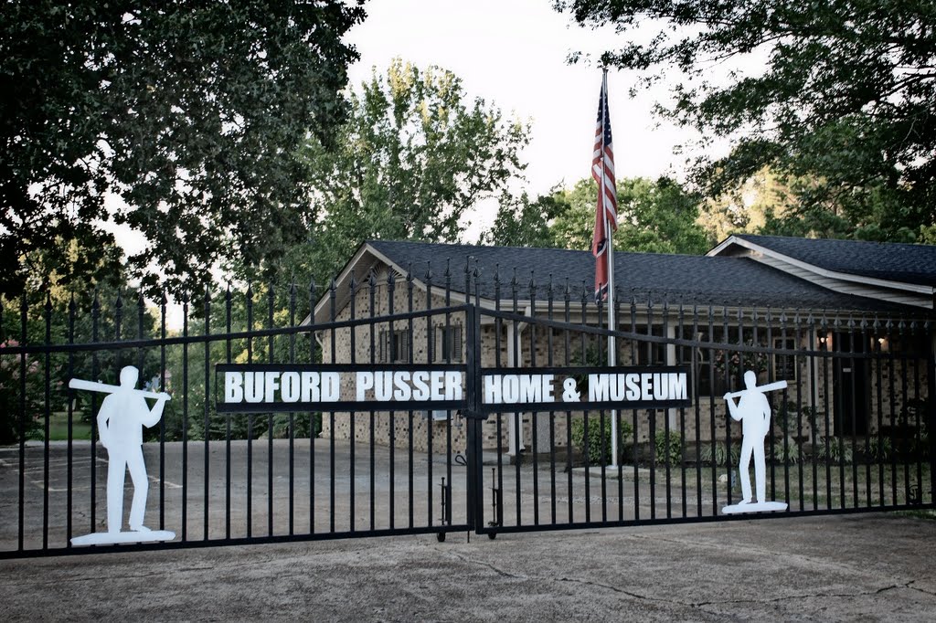 Buford Pusser Home & Museum (Inspiration for "Walking Tall" movie), Медон