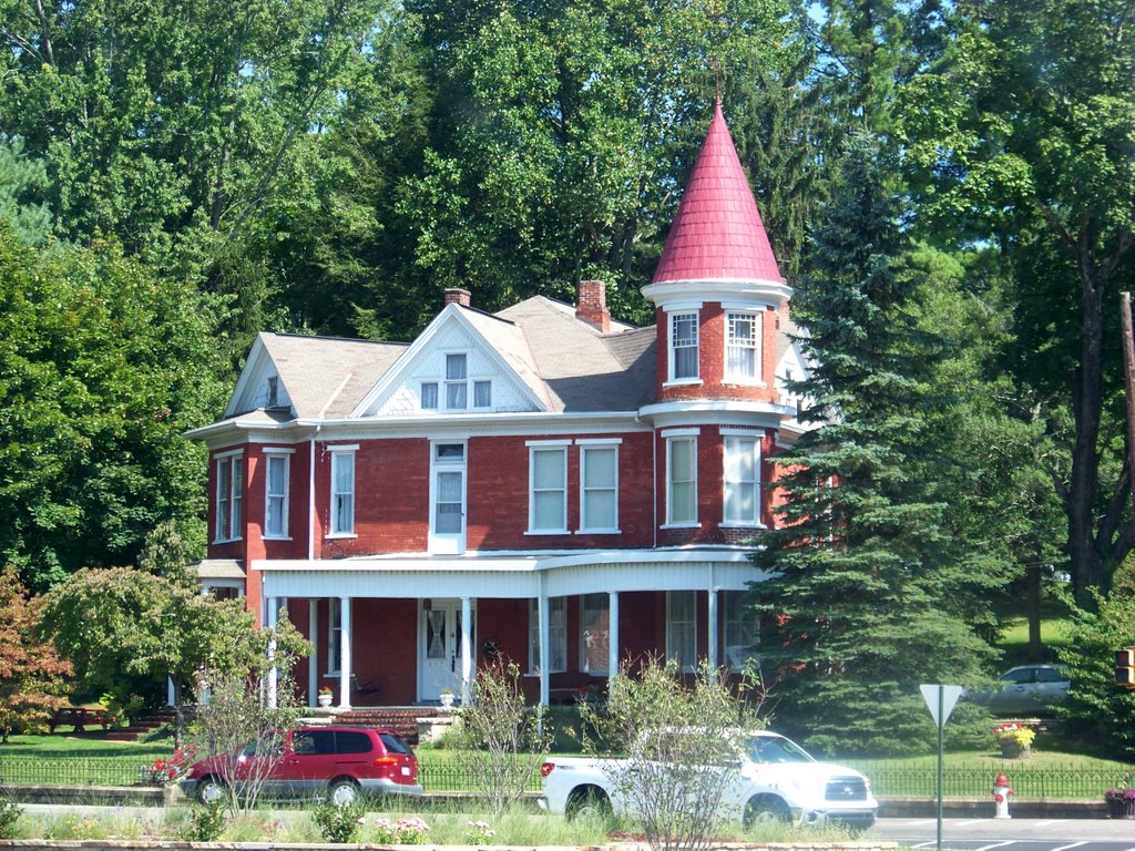 House in Wise, Virginia, Миддл Валли