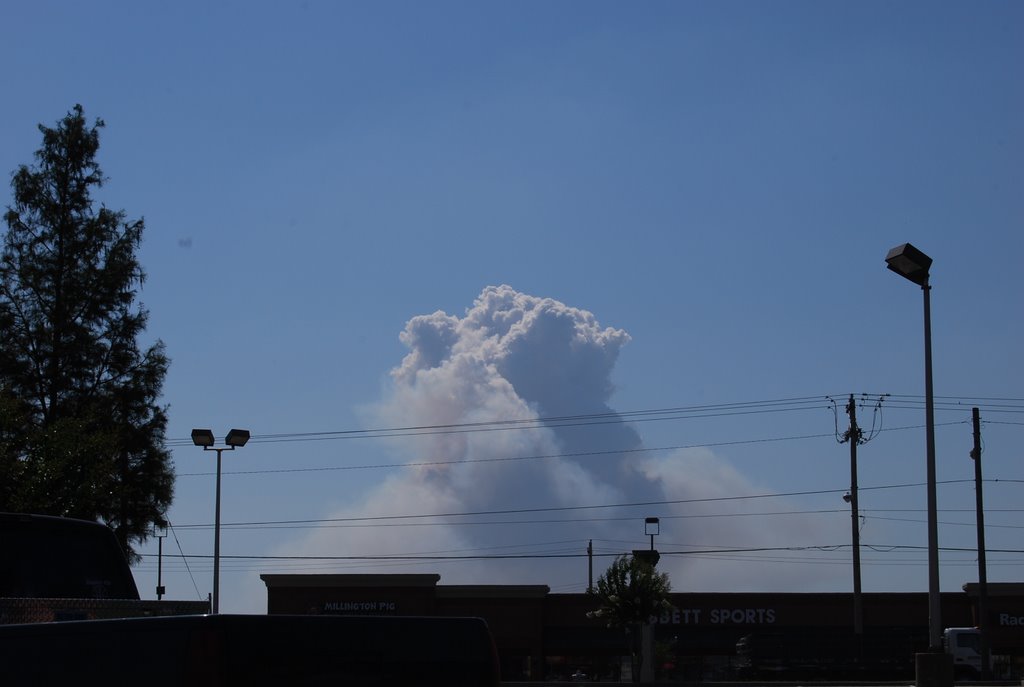 Cloud Formation taken from Millington Walmart Parkinglot, Миллингтон