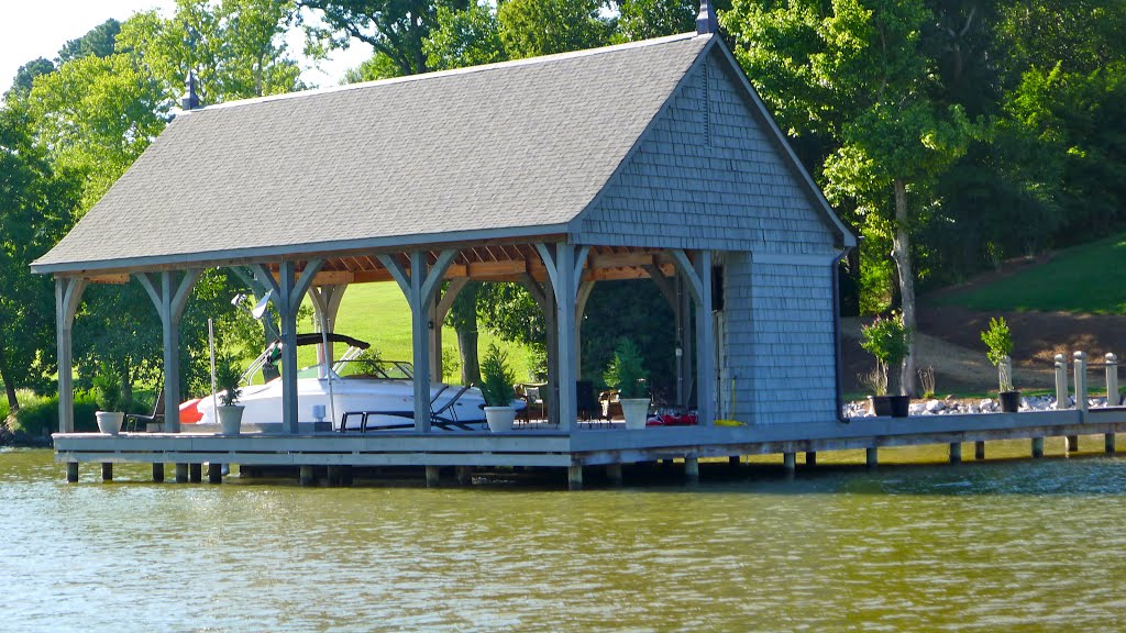 Knoxville Custom Boat Docks and Lifts, Рокфорд