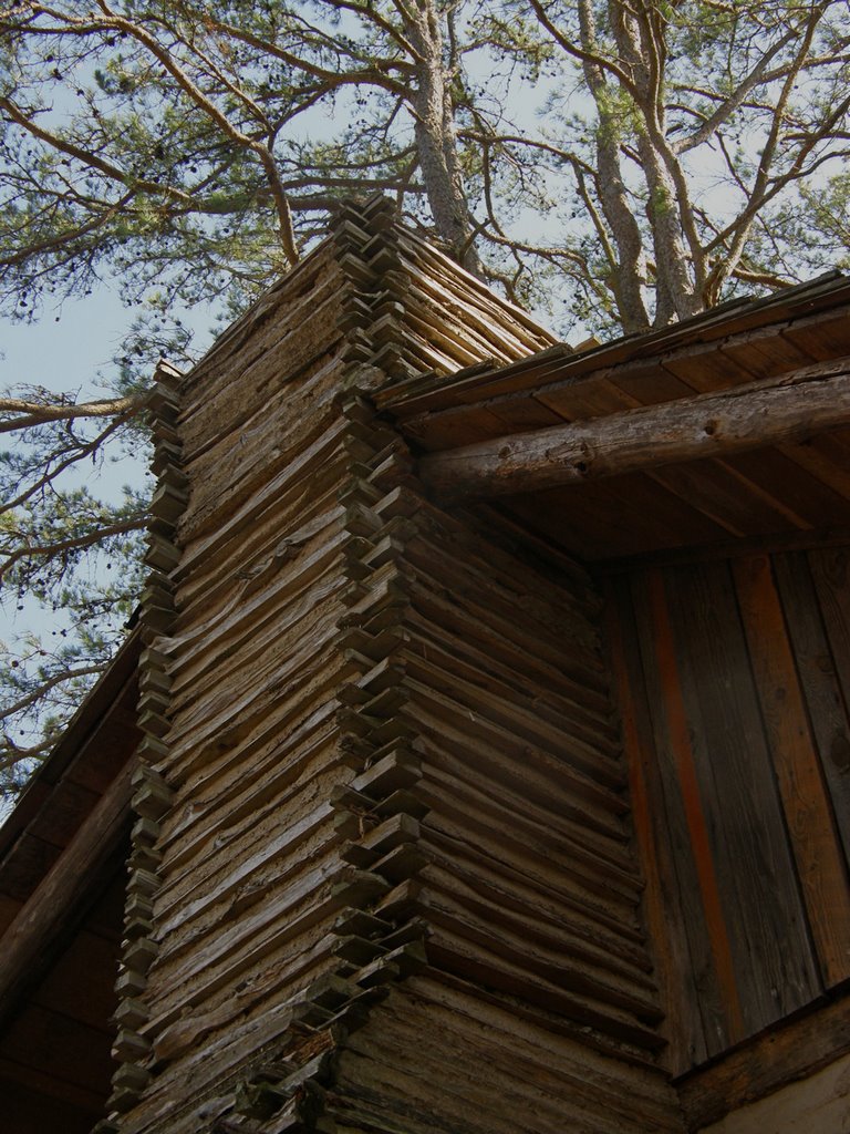 Wood chimney, Сентертаун
