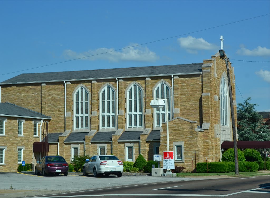First United Methodist Church, Фингер