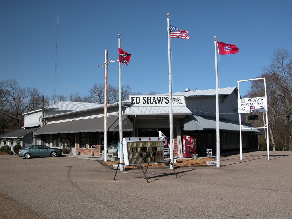 Ed Shaws Restaurant & Gift Shop, Tennessee Highway 22, near Shiloh National Military Park, Tennessee, Хорнсби