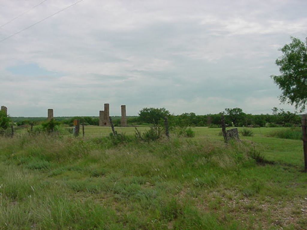 Remains of old Ft Phantom Hill TX, Аспермонт