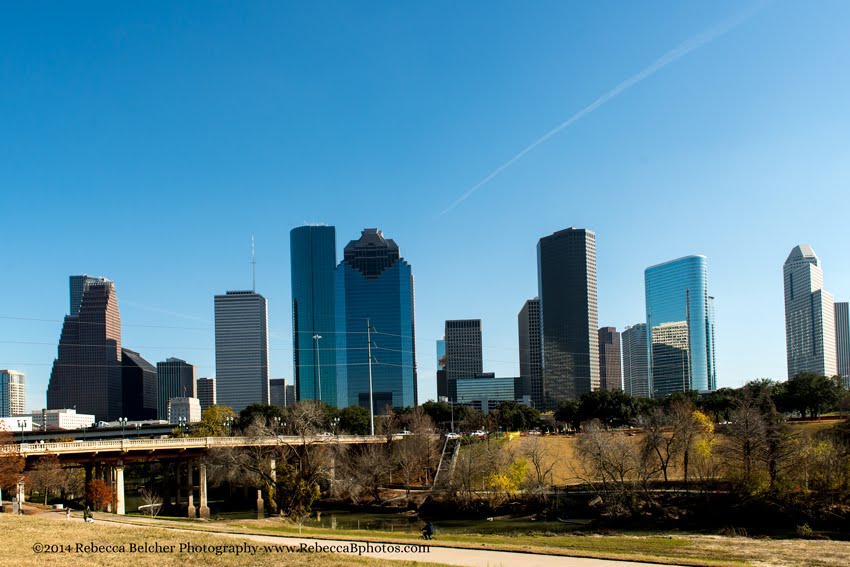 Houston Skyline in the sunshine, Банкер-Хилл-Виллидж