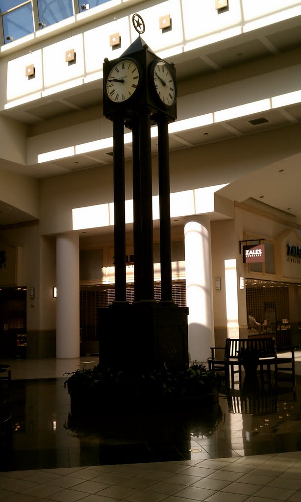 Inside Memorial City Mall - Houston, TX, Банкер-Хилл-Виллидж