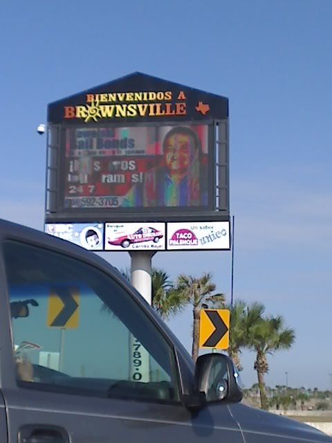 Bienvenidos a Brownsville, Браунсвилл