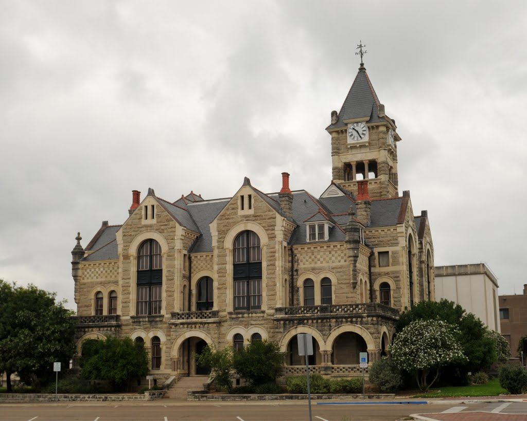 Victoria Co. Courthouse (1891) Victoria TX 5-2014, Викториа