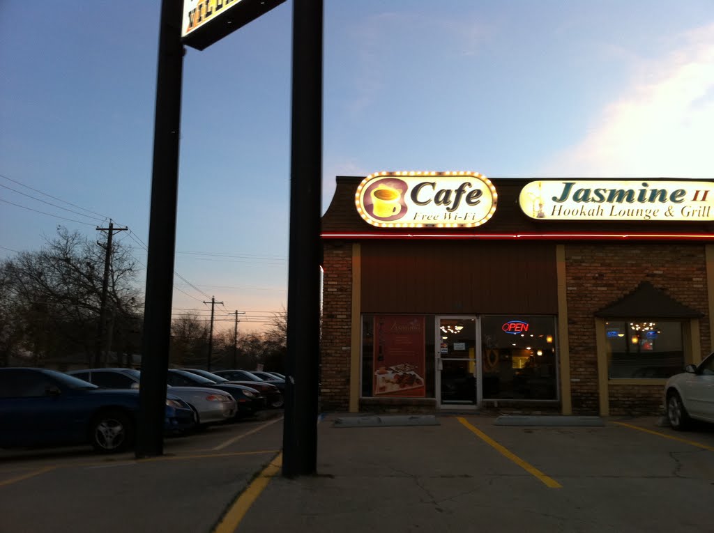 Jasmine II Hookah Lounge & Grill, North Denton, Denton, Texas, Дентон