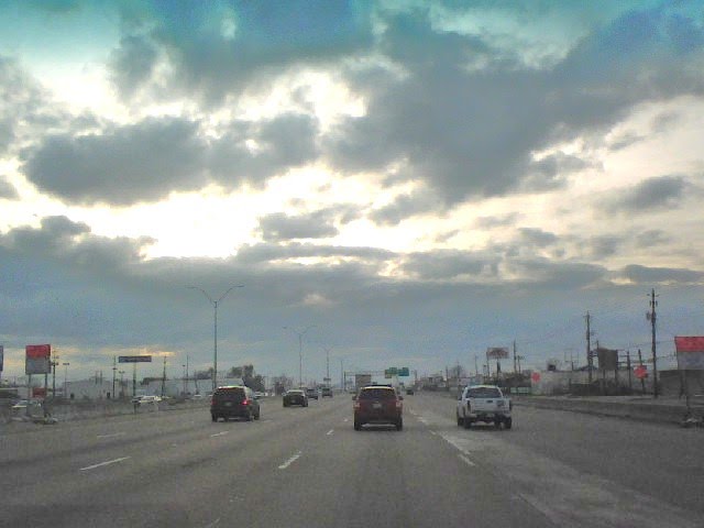 Traffic at Interstate 10, Кловерлиф