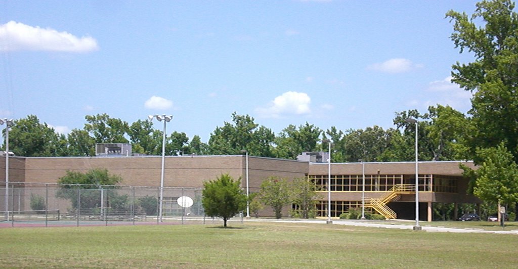 Liberty High School, Либерти