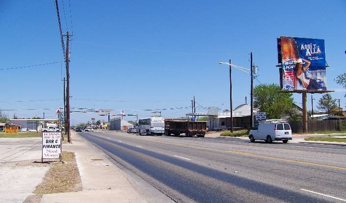Refugio, TX -- view south, Одем
