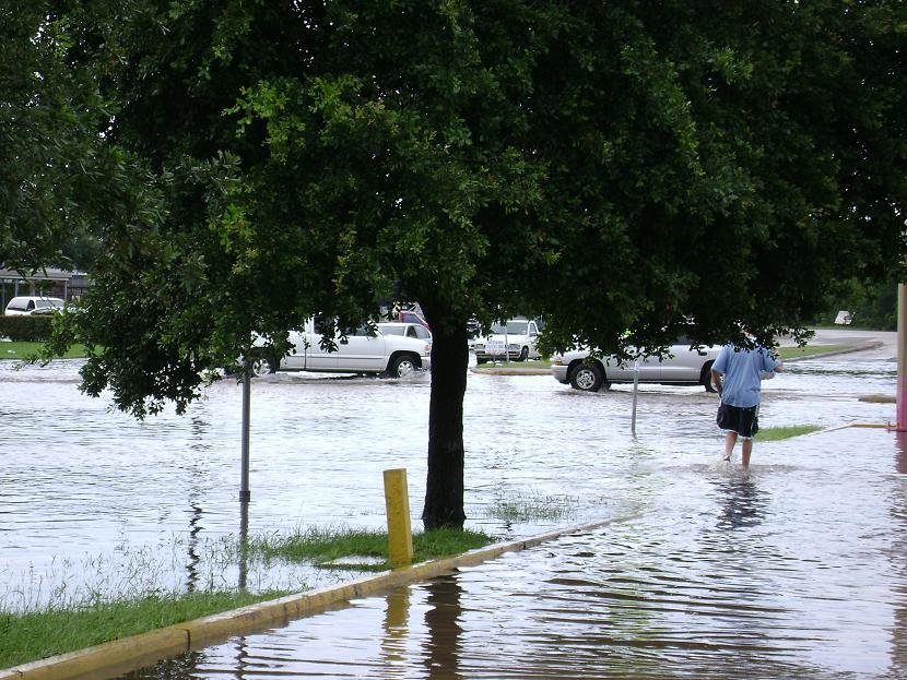 Texas Flooding, Пасадена
