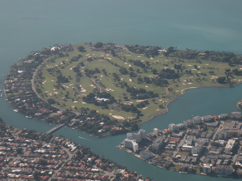 Private Island and Golf Course in Miami Beach Area, Бал-Харбор