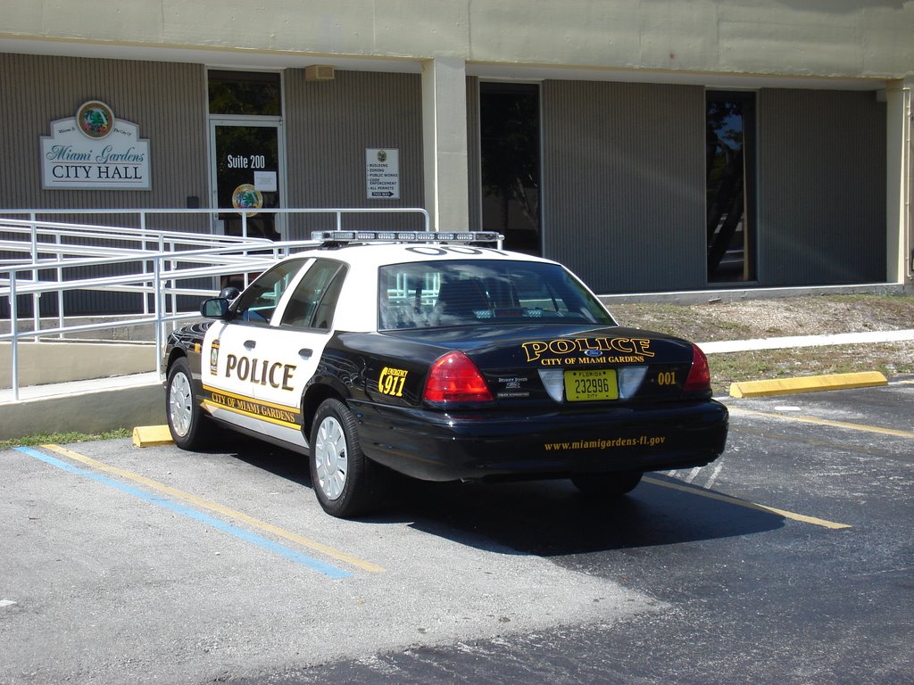 The new Miami Gardens Police Department, Банч-Парк