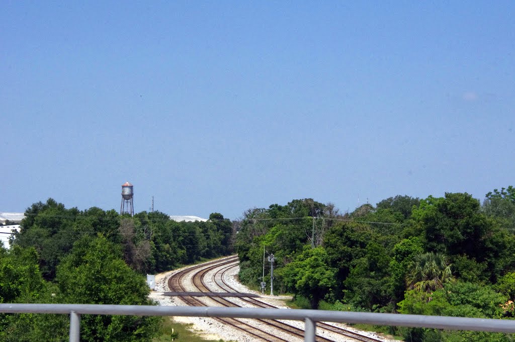 2014 05-23 Florida - Bartow - crossing rails, Бартау