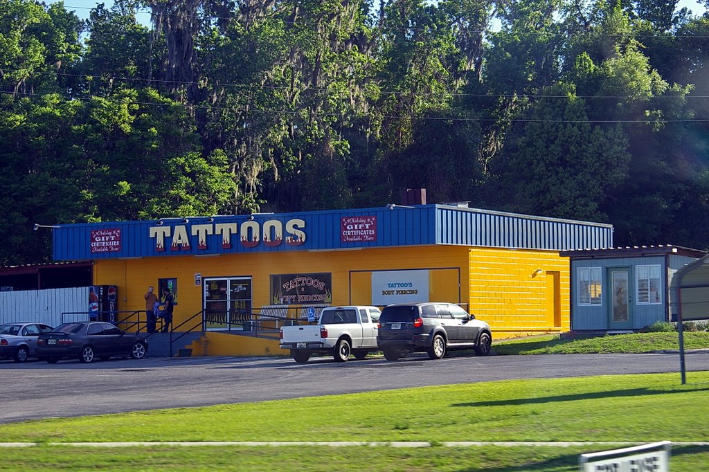 2009 Along US 27, Florida "Tattoo", Бельвью