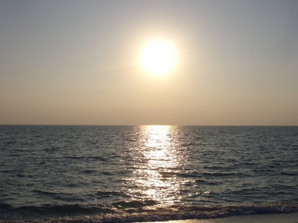 Turtle Beach sunset, Вамо