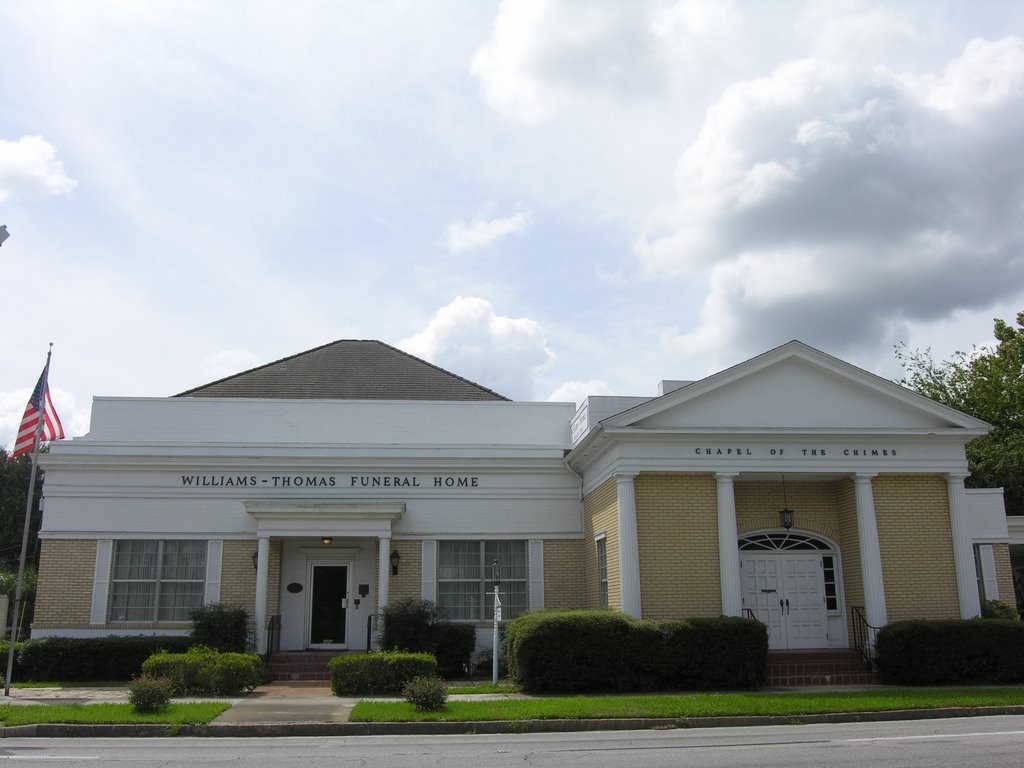 Williams-Thomas Funeral Home, Гайнесвилл