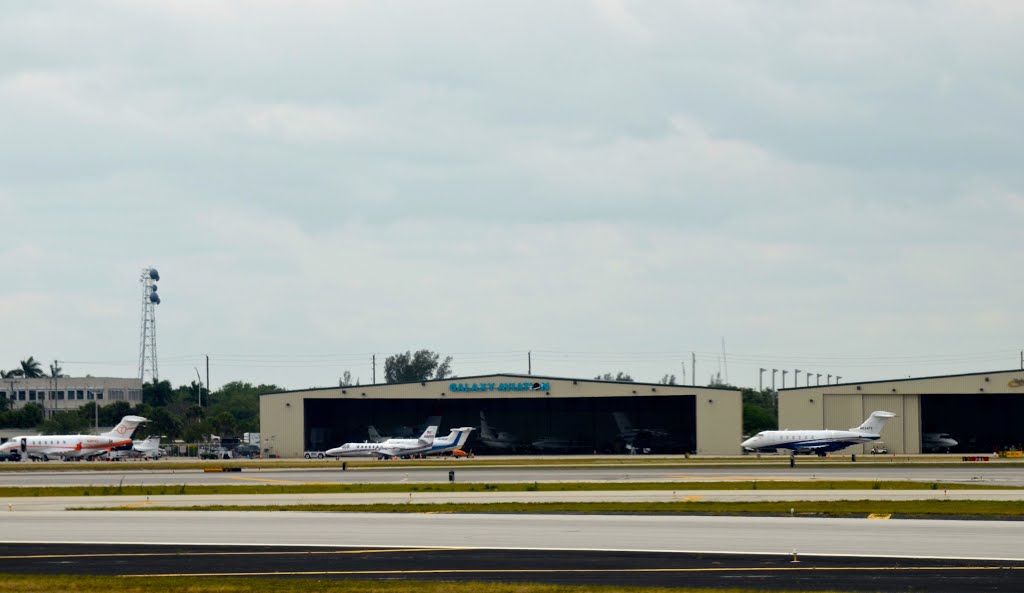 Galaxy Aviation Hangar, Глен-Ридж