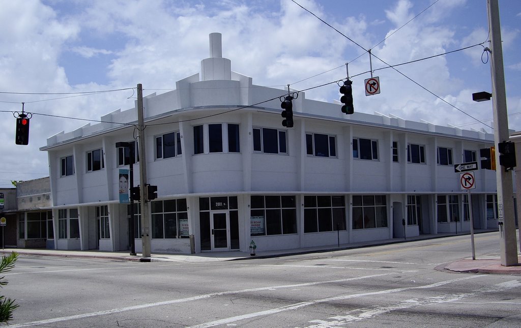 Art Deco Building, Голливуд