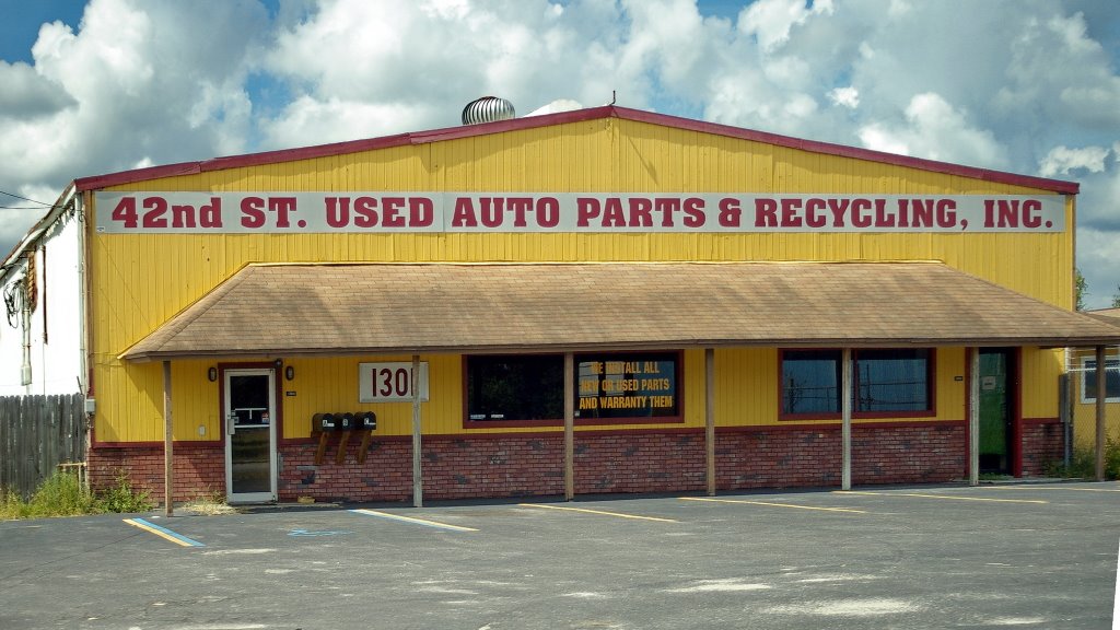 2009 42nd St. Used Auto Parts - Winter Haven, Florida, Инвуд