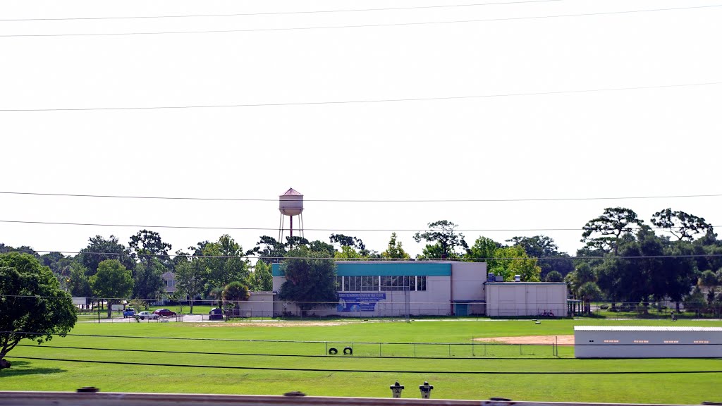 2014 07-16 Florida - along I-4 - Hungerford school, Итонвилл