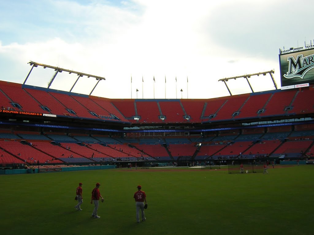Florida Marlins - Dolphins Stadium, Карол-Сити