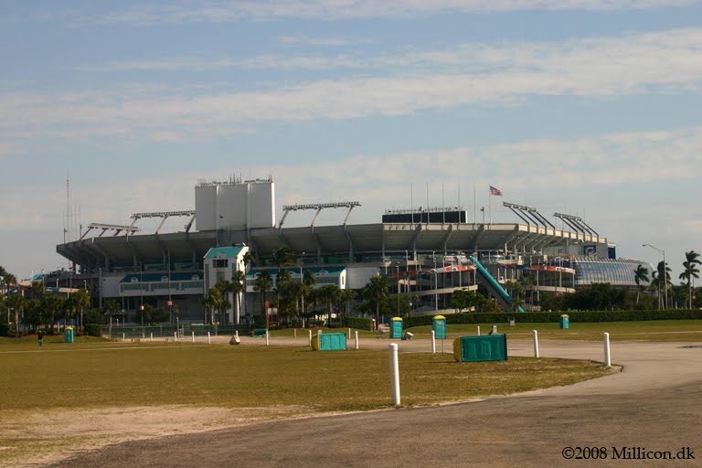 Dolphins Stadium / Sun Life Stadium, Карол-Сити