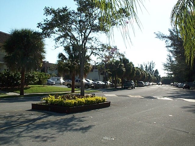 Entryway to Heather Walk Condominium Miami Florida USA, Кендалл
