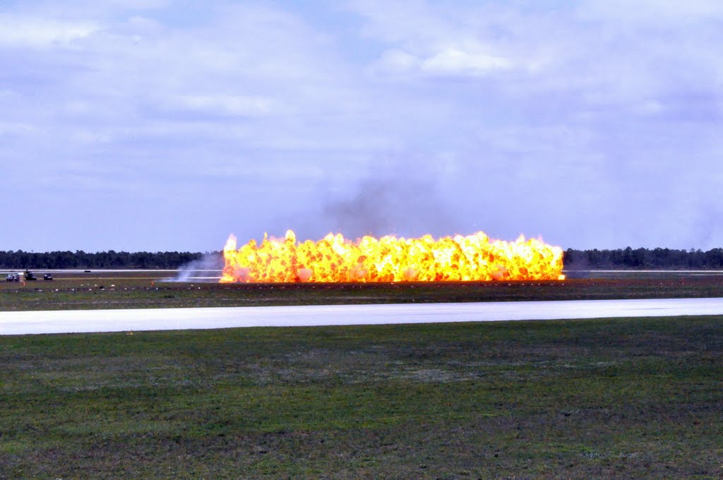 Charlotte County Airport - Wall of Fire, Кливленд