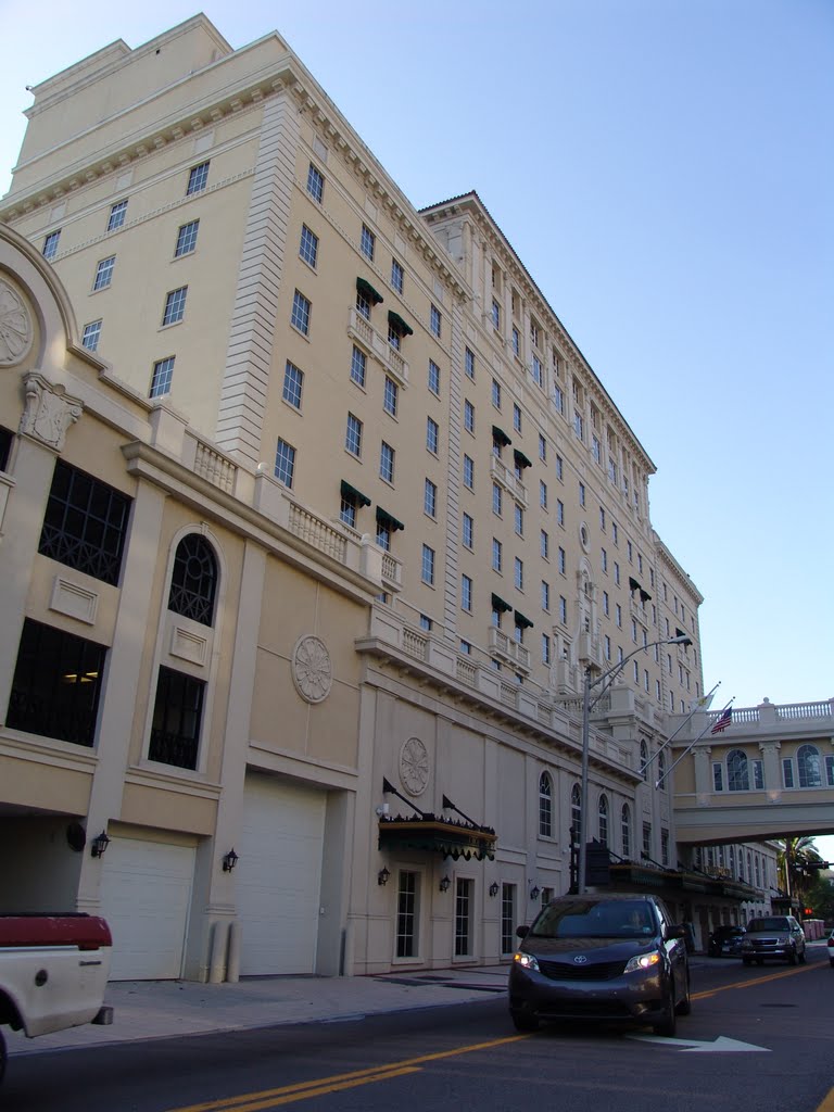 Fort Harrison Hotel built in 1925, now Scientology head quarters (4-9-2011), Клирватер