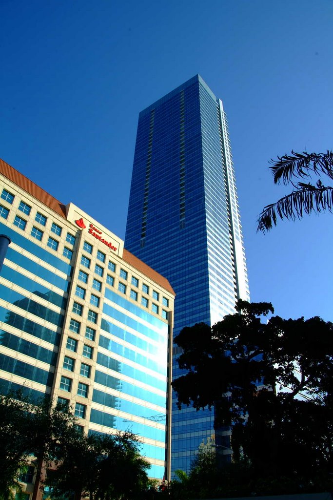 Miami, Florida - Usa - Banco Santander and Four Seasons Hotel & Tower, Майами