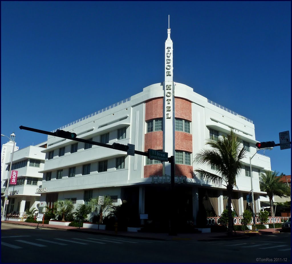 Tudor Hotel, Miami Beachs Art Deco District (L. Murray Dixon, 1939), Майами-Бич