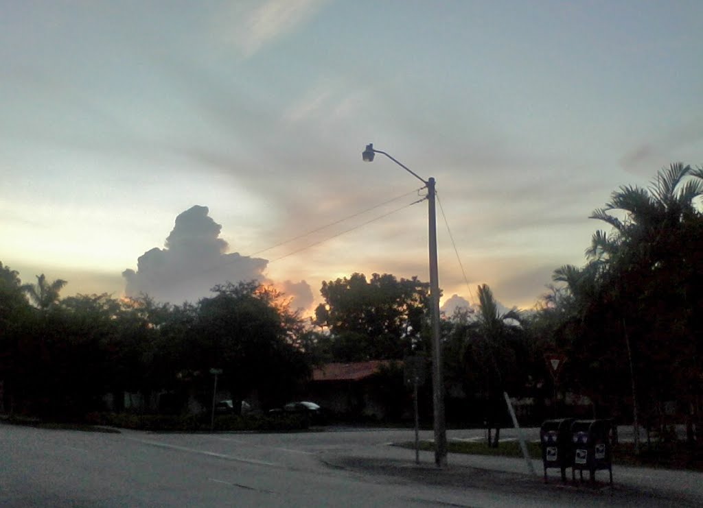 Sunset & Clouds in Miami Srings, Майами-Спрингс