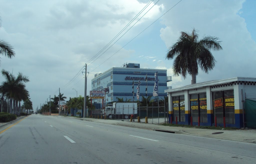 Mansion Motel off 641 Okeechobee Rd, Майами-Спрингс