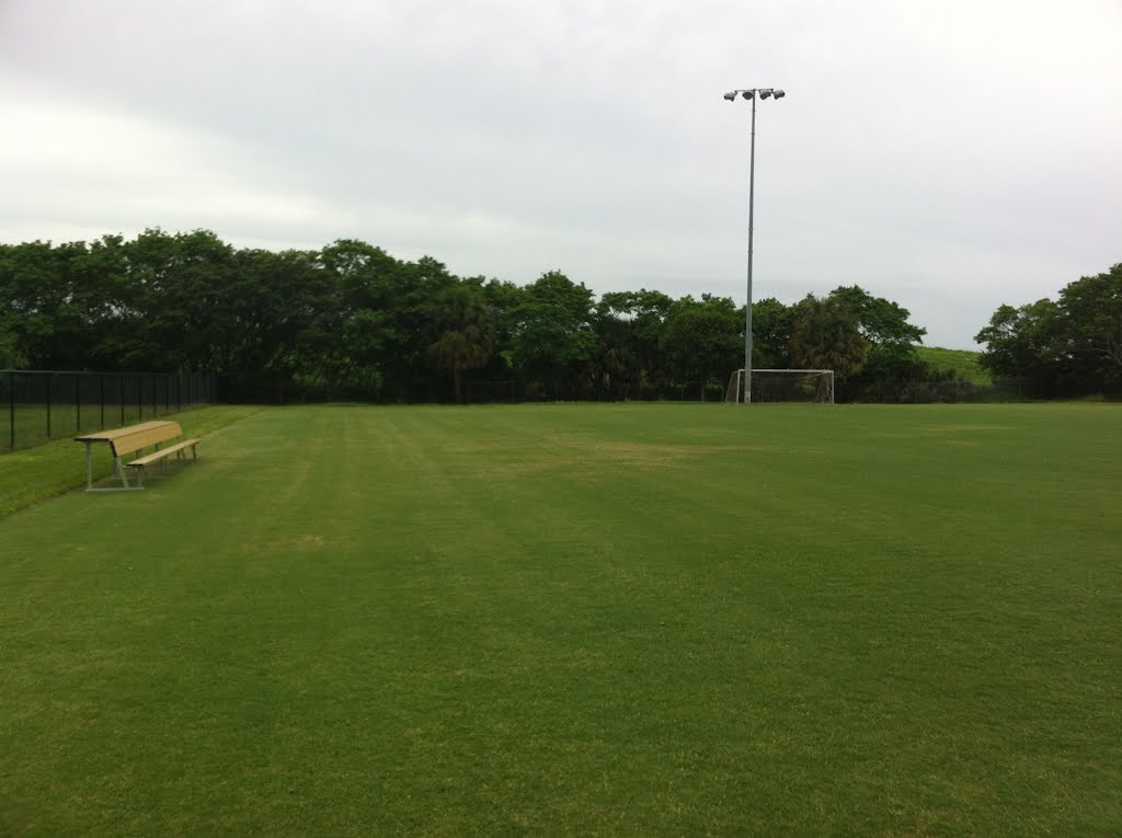 LAke Worth Soccer Field 3, Маналапан