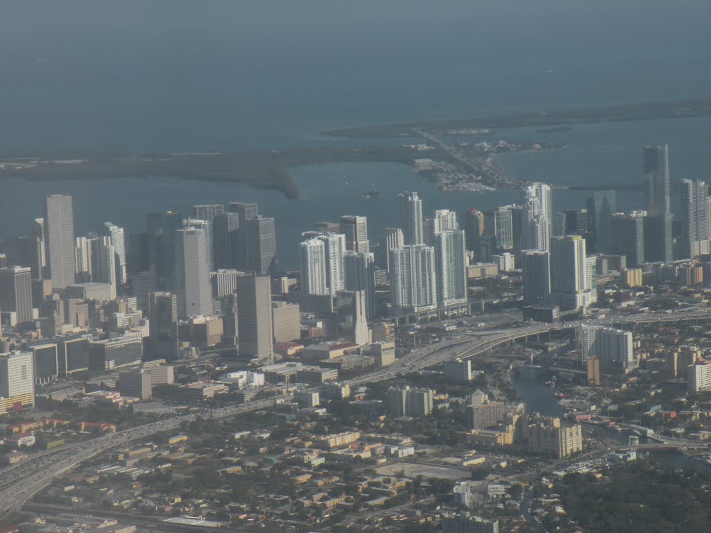 Miami From Airplane, Медли