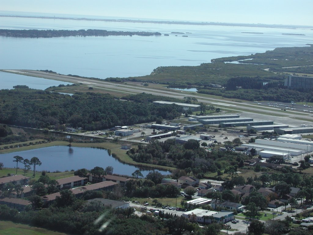 Merritt Island Airport, Мерритт-Айленд