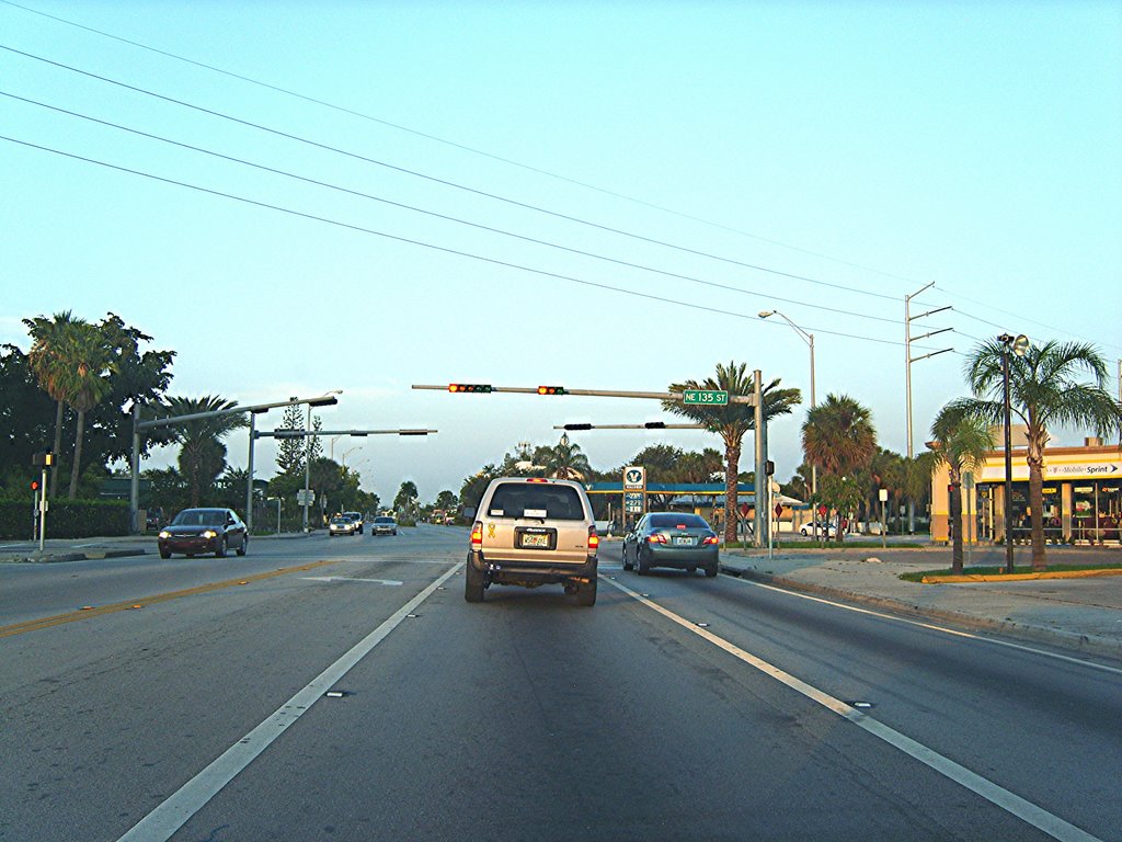 Dixie Hwy y 135 calle del NE, Норт-Майами
