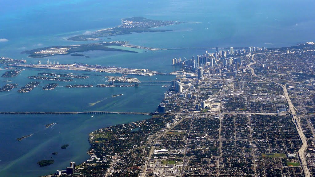 EE UU Downtown Miami, Норт-Майами