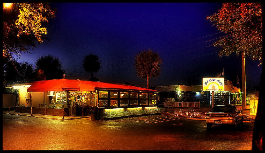 Dixie Pig, N.Carolina style bbq.S.Florida landmark for 35 years., Норт-Эндрюс-Гарденс
